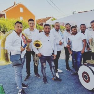 orkestar trubaca beograd 300x300 1